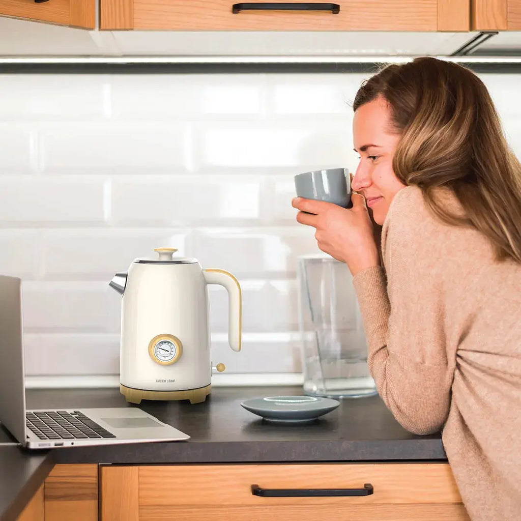 Green Lion Classic Kettle - Beige Green Lion Classic Kettle - Beige