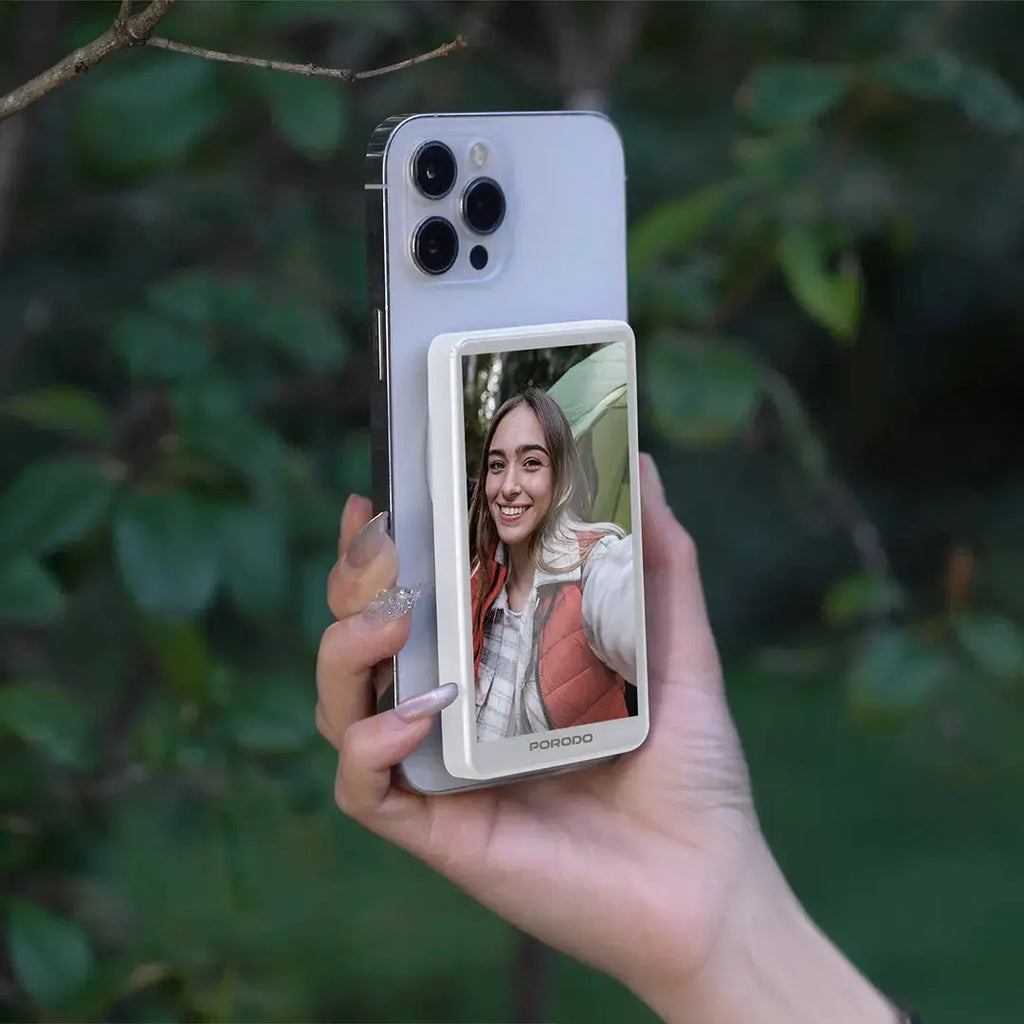 Porodo Lifestyle Selfie Screen Monitor Magnetic Mirroring Device Porodo Lifestyle Selfie Screen Monitor Magnetic Mirroring Device